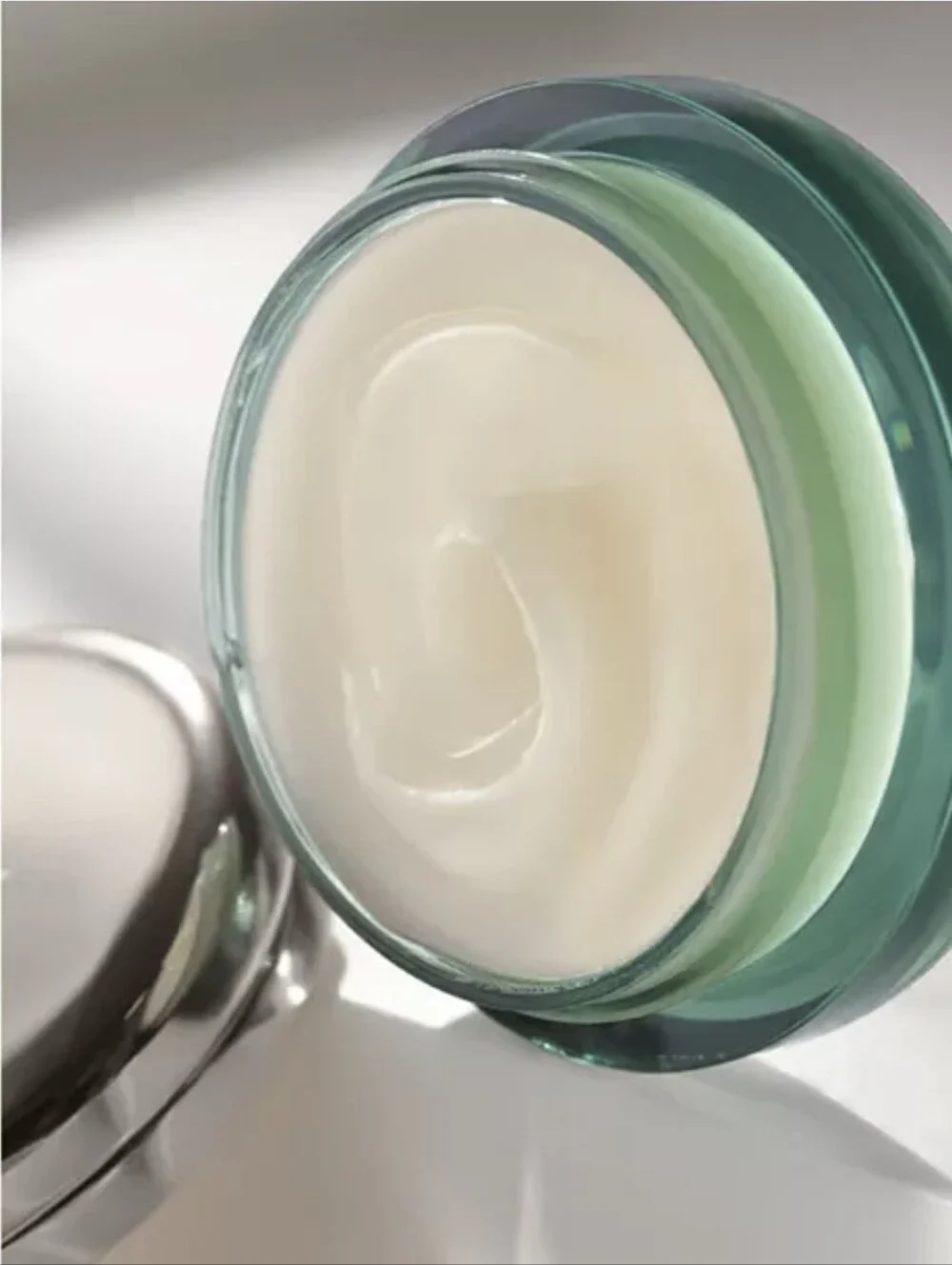 NEW ~ LA MER LIP BALM